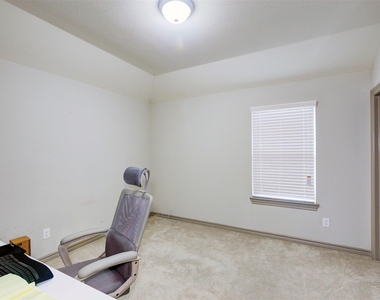 9643 Thimbleweed Drive - Photo Thumbnail 22