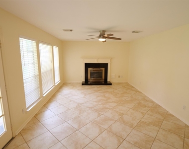 23822 Hopewell Drive - Photo Thumbnail 12