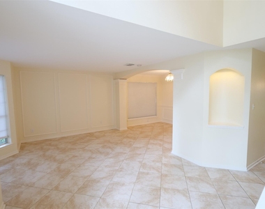 23822 Hopewell Drive - Photo Thumbnail 1