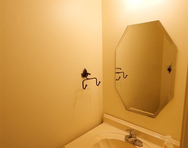 23822 Hopewell Drive - Photo Thumbnail 15