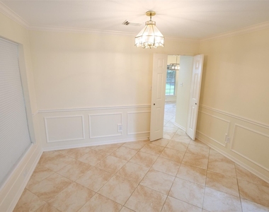23822 Hopewell Drive - Photo Thumbnail 5
