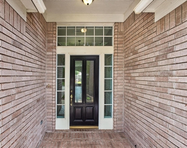 26 Millport Drive - Photo Thumbnail 2