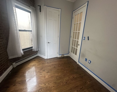 W 103rd St and Manhattan Ave - Photo Thumbnail 2