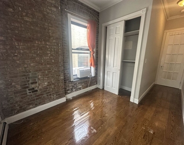 W 103rd St and Manhattan Ave - Photo Thumbnail 6