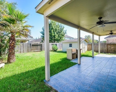 18334 Grove Brook Lane - Photo Thumbnail 12
