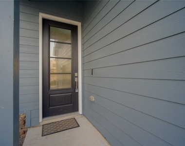 1634 Ryon Falls Drive - Photo Thumbnail 2