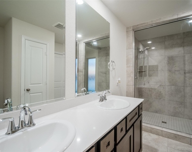 1634 Ryon Falls Drive - Photo Thumbnail 28