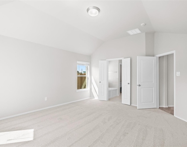 114 Mercury Sky Road - Photo Thumbnail 7