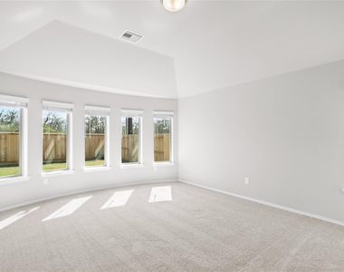 114 Mercury Sky Road - Photo Thumbnail 8