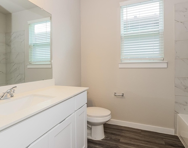 18322 W Centro Circle - Photo Thumbnail 14
