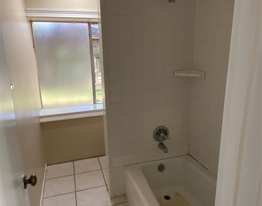 22503 Dabney Manor Lane - Photo Thumbnail 17