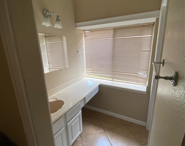 22503 Dabney Manor Lane - Photo Thumbnail 16