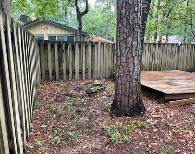 2614 N Red Cedar Circle - Photo Thumbnail 16