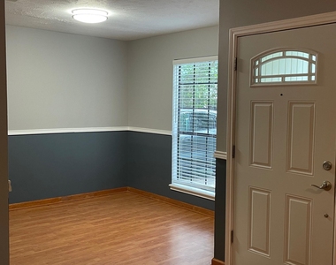 2614 N Red Cedar Circle - Photo Thumbnail 3