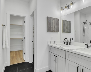 8412 Vera Lou Street - Photo Thumbnail 15