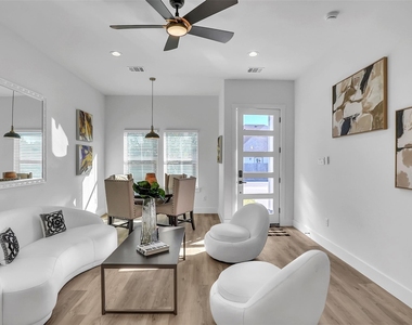 8412 Vera Lou Street - Photo Thumbnail 7