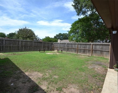 15927 Tumbling Rapids Drive - Photo Thumbnail 45
