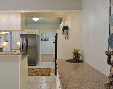 15927 Tumbling Rapids Drive - Photo Thumbnail 19