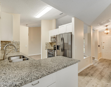 2540 Wild Wood Drive - Photo Thumbnail 12