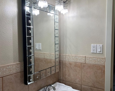 340 Westwood Ln - Photo Thumbnail 7