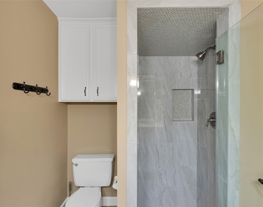 3810 Glenheather Drive - Photo Thumbnail 32