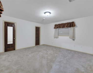 3810 Glenheather Drive - Photo Thumbnail 29