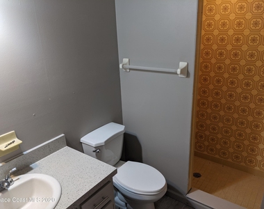 152 E Towne Place - Photo Thumbnail 6