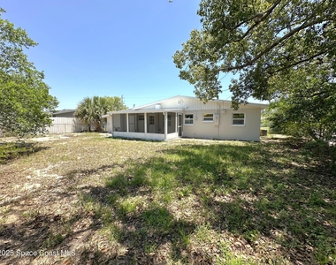 4440 Stuart Avenue - Photo Thumbnail 20