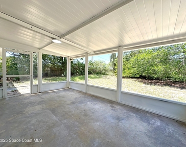 4440 Stuart Avenue - Photo Thumbnail 15