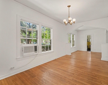 4408 Yoakum Boulevard - Photo Thumbnail 14