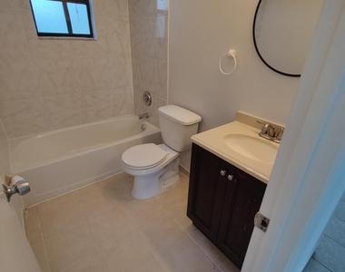 981 Forest Street Ne - Photo Thumbnail 13
