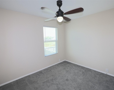 3203 Becker Glen Street - Photo Thumbnail 16