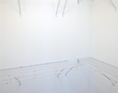 3203 Becker Glen Street - Photo Thumbnail 15