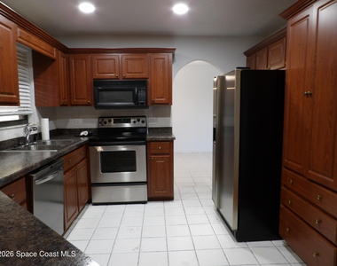 1291 Ein Court Nw - Photo Thumbnail 8