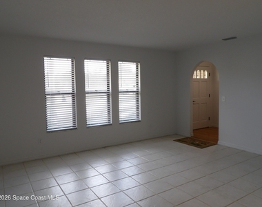 1291 Ein Court Nw - Photo Thumbnail 6