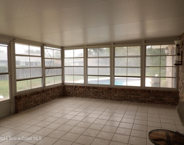 1291 Ein Court Nw - Photo Thumbnail 25