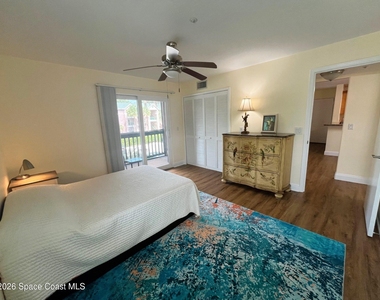 7667 N Wickham Road - Photo Thumbnail 6