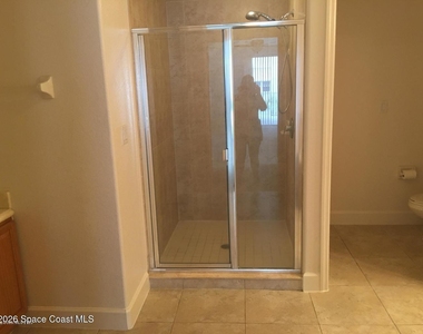 816 Mystic Drive - Photo Thumbnail 9