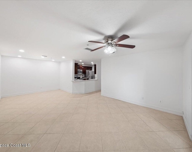 7667 N Wickham Road - Photo Thumbnail 7