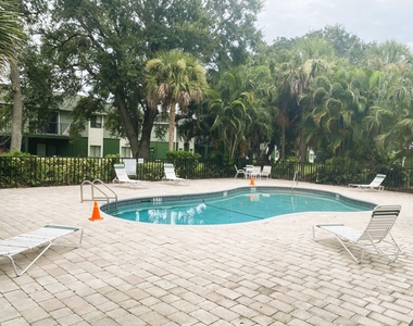 2217 Flower Tree Circle - Photo Thumbnail 18