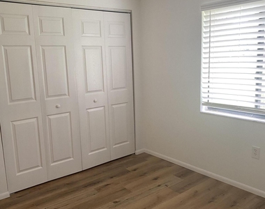 2217 Flower Tree Circle - Photo Thumbnail 14