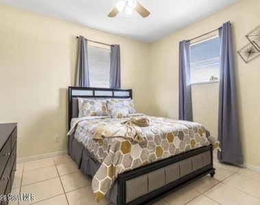 463 Eldron Boulevard Ne - Photo Thumbnail 18