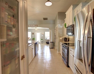 125 Palm Circle - Photo Thumbnail 30