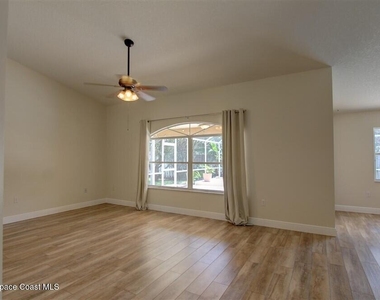 1899 Crane Creek Boulevard - Photo Thumbnail 12