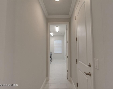 3267 Addison Drive - Photo Thumbnail 7