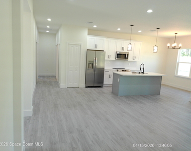 791 Reading Street Se - Photo Thumbnail 12