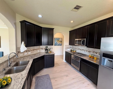 27007 Triana River Circle - Photo Thumbnail 8