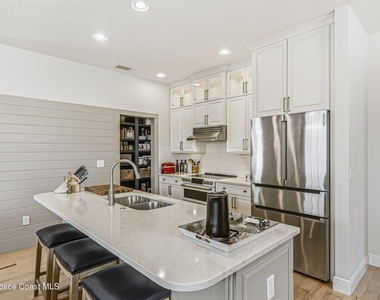 107 7th Avenue - Photo Thumbnail 8