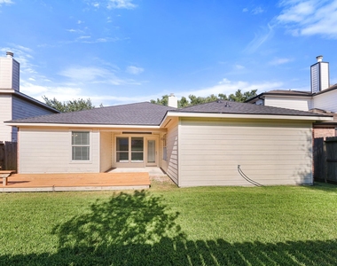 14615 Rochelle Court - Photo Thumbnail 25