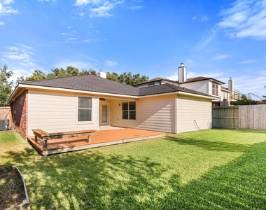 14615 Rochelle Court - Photo Thumbnail 27